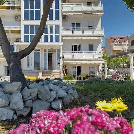 Appartement By The Sea Kastel Stari, - 19810 *